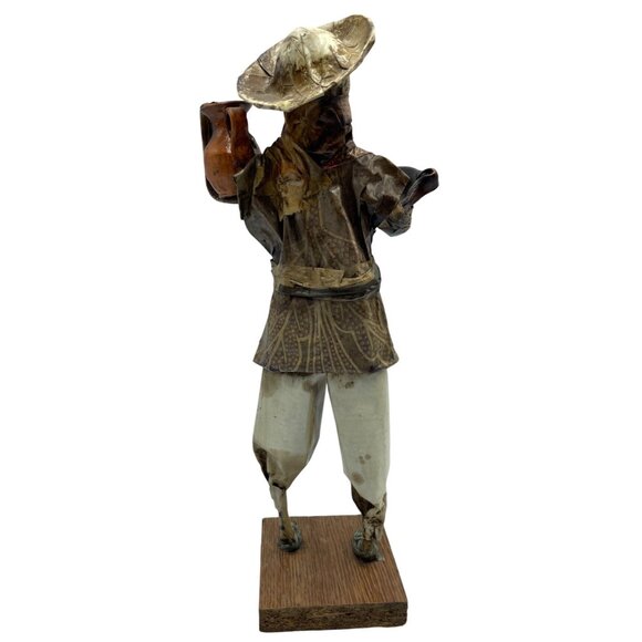 Vintage Mexican Paper Mache Folk Art Figure Of Man With Pottery On Wooden Base - Picture 4 of 16